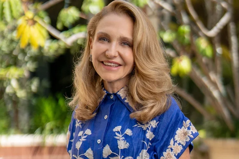 Headshot of Felicia Marie Knaul outside